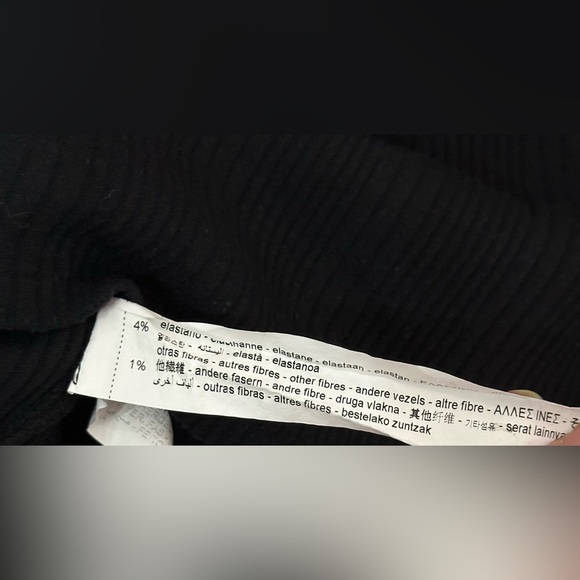 Zara: Women’s Short Sleeve Ruffle Top- Size Small - Picture 8 of 8